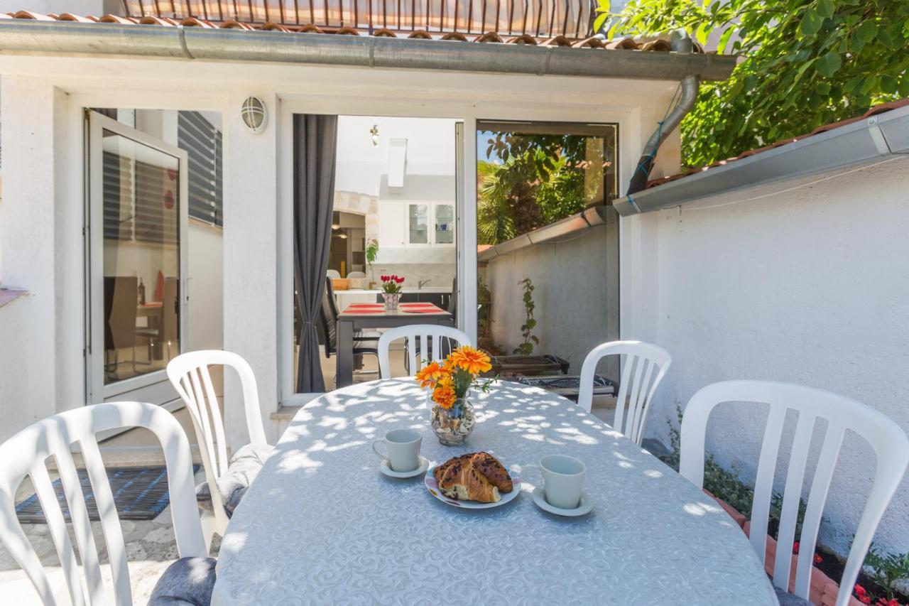 Family Apartment Romina Vrsar Exterior foto
